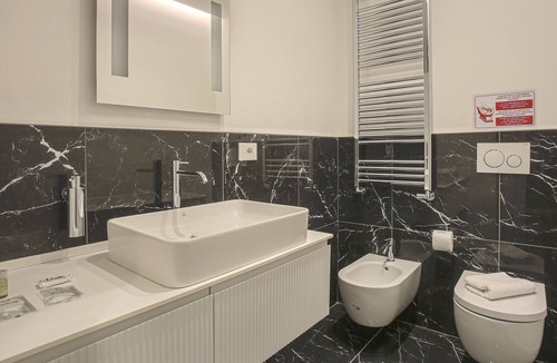 Porta Venezia Apartment | MILAN CHIC Luxury 3-Hosted by Sweetstay