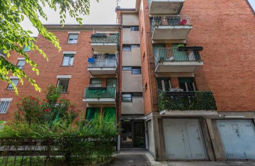 Comasina Apartment | Milano Affori Nest-Up 4 PAX Wi-Fi