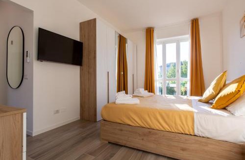 Ortica Apartment | Milano City Apartments - Stylish House Free WiFi-Parking-Airport