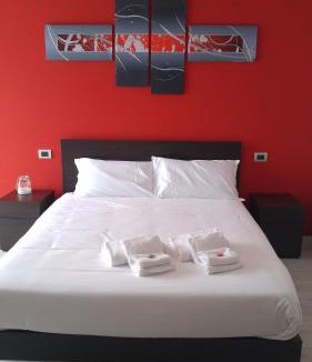 Entratico Hotel | Millaenya Inn
