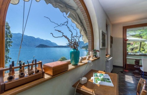Ca' Bianca Villa | Minutes from Menaggio with views of Lake Como in the commune of Griante