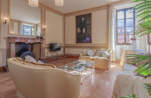 Varenna Apartment | Miranda's Home