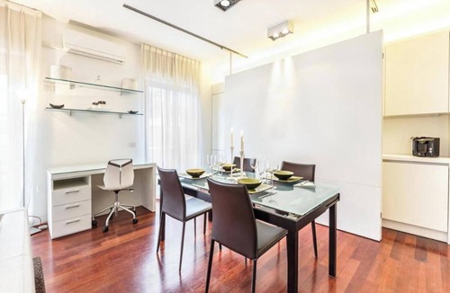 Varesine Apartment | Modern Apartment in Porta Nuova, Milannn