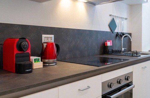 Como Apartment | Modern Apartment in Via Carloni by Wonderful Italy