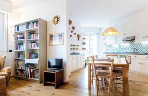 Porta Garibaldi Apartment | Modern Apartment with Panoramic City Views