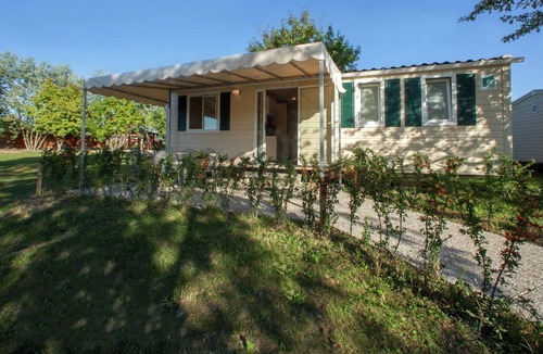 Colombare Ski Chalet | Modern furnished chalet with AC, 4km from Sirmione