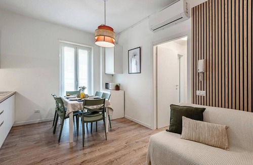 NoLo Apartment | Modern & Quiet Apartment – Next to M1 Pasteur Metro