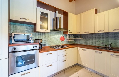 Cunettone House | Modern Salo Flat with Pool
