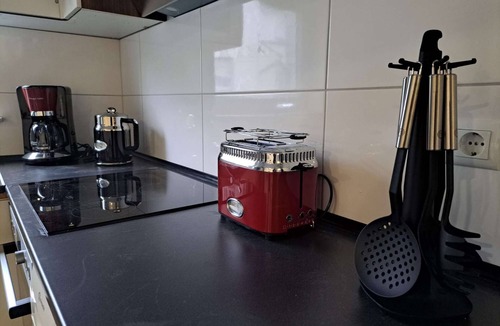 Solingen Apartment | Modern, spacious 3-room apartment - 85 m²