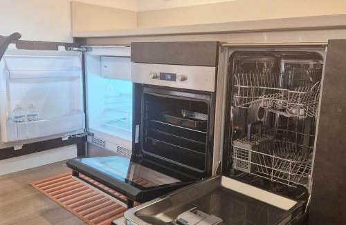 Viggiu Apartment | Modern Viggi Suite Home