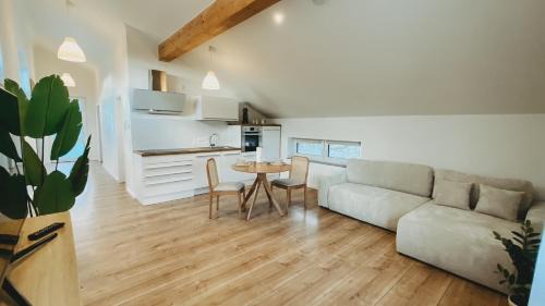 Melsbach Apartment | Modernes Studio mit Wallbox und Parkplatz Nähe Koblenz