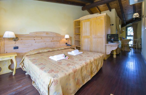 Ternate Apartment | Montelago Charming Relax 3, Ternate, Italy