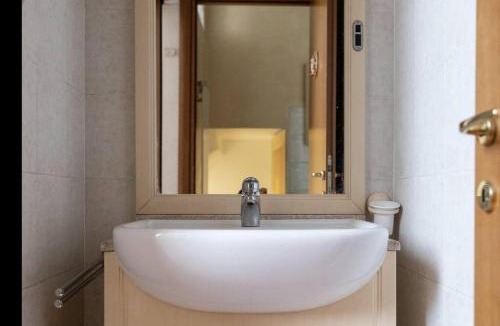 Monza Apartment | Monza Park-Autodrome Suite with heated pool