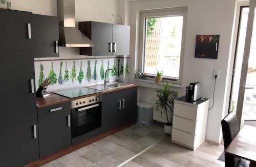 Klettenberg Apartment | MoonLight - Behagliche Wohnung mit Balkon im Herzen der Stadt -