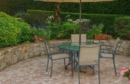 Besozzo Villa | More Than a Stay, a Shared Experience – Green Hill Property on Lake Maggiore