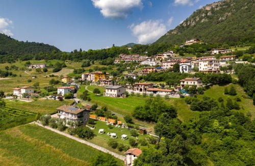 Voiandes Apartment | Mos Country House