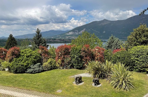 Imberido Condo | MY HUMBLE HOUSE - APPARTAMENTO IN VILLA CON VISTA LAGO