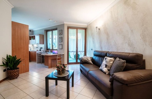 Cassina Rizzardi Apartment | My Sweet Garden - My Home In Como