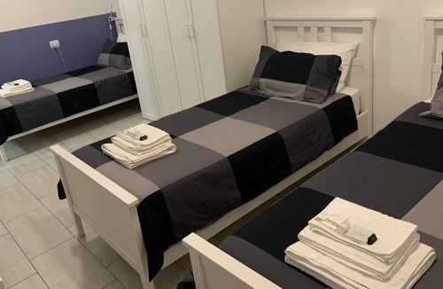 Stadera Apartment | Navigli District - Bright apartment with balcony Free Parking & Wi-Fi