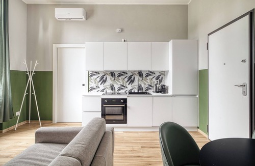 Lorenteggio Apartment | Navigli Riverside - One Bedroom Apartment, Sleeps 4
