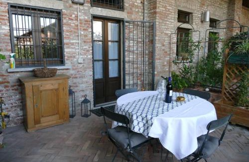 Lorenteggio Apartment | Naviglio Grande In Villa Milano