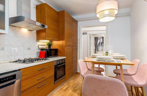 Citta Alta Apartment | [near Funicolar] Bergamo Alta Design HOUSE 2
