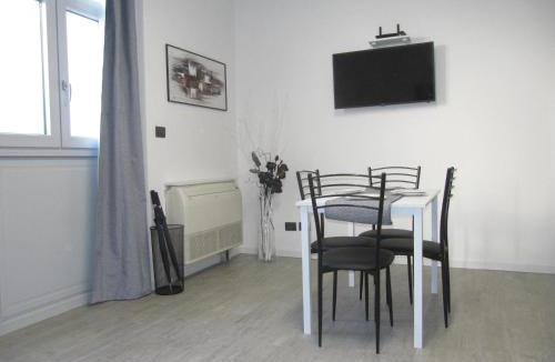 Isola del Bosco - Delle Corti Apartment | Near Milan