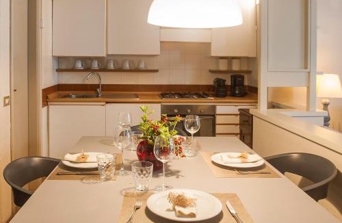 Marone Apartment | Nest on The Lake