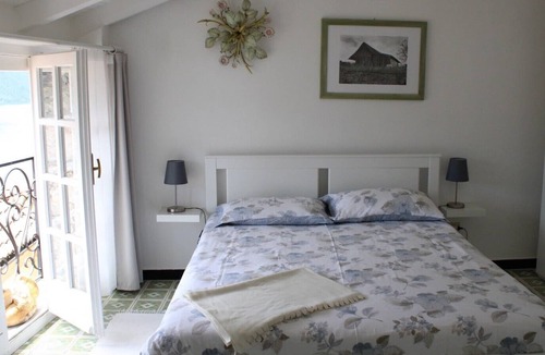Albogasio House | NEW Beautiful view from a cozy and welcoming home await you at Casa Marlis!
