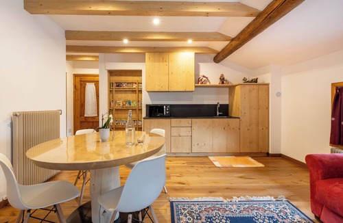 Isolaccia Apartment | New cozy apartment in Valdidentro with sauna and garden