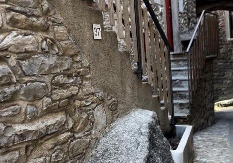 Lezzeno Apartment | New stone house lake view - 2