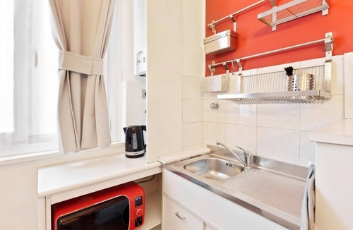 La Fontana Apartment | NEW! Your apartment in the heart of Isola!