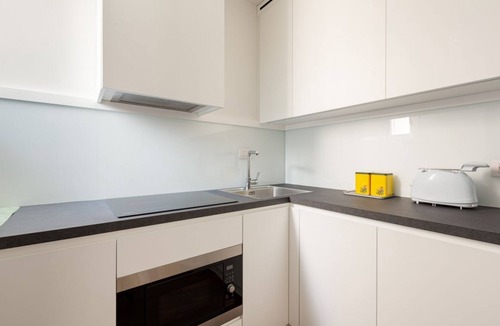 Ponte Seveso Apartment | Nice and small Studio-Milan Central Station