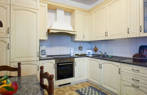 Stazzona Apartment | Nice apartment for 12 guests with WIFI, TV, terrace and parking