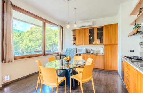 Naggio Apartment | Nice apartment for 4 guests with A/C, WIFI, TV, balcony and pets allowed