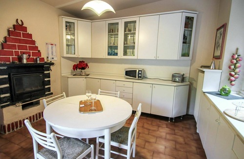 Nesso Apartment | Nice apartment for 4 guests with A/C, WIFI, TV, terrace and pets allowed