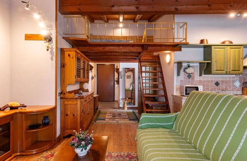 Domaso Apartment | Nice apartment for 4 people with WIFI and balcony