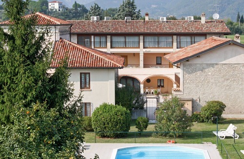 Cunettone Apartment | Nice apartment for 6 people with A/C, pool, WIFI, TV, patio and pets allowed