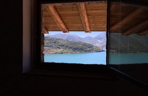 Sale Marasino Apartment | NICE APARTMENT WITH POOL, BEAUTIFUL LAKE VIEW CIN IT017169C2I33X8FKI