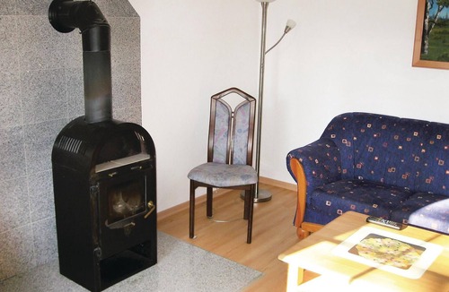Behringen House | Nice home in Bispingen with kitchen