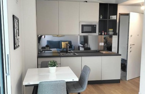 Zona Padova Apartment | Nolo District Apartment