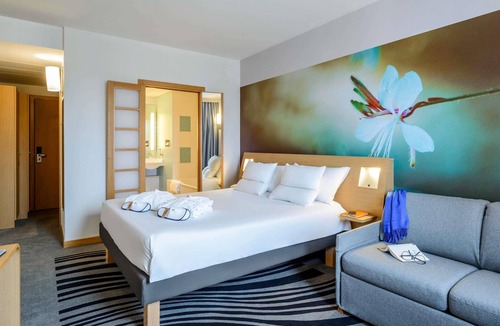 Cardano al Campo Hotel | Novotel Milan Malpensa Airport