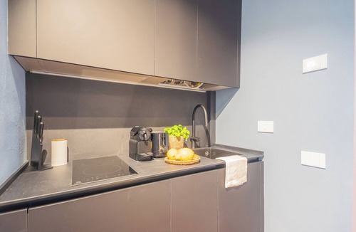 Laglio Apartment | OC Lake Love - Studio Apartment, Sleeps 2