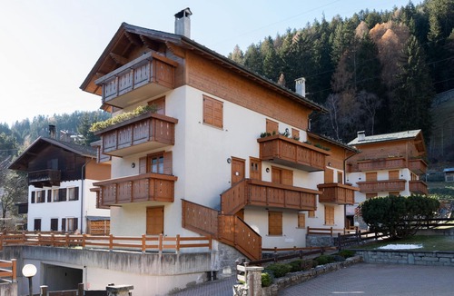 Santa Lucia Apartment | Osteglio 15 Frodolfo