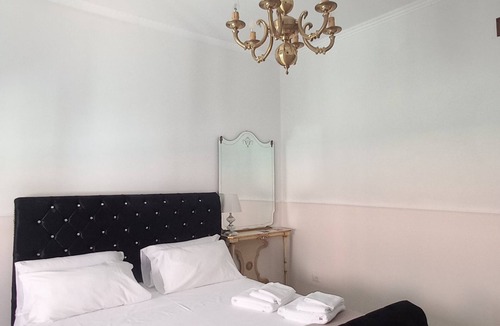 Lecco Bed & Breakfast | Palazzo Novecento Rooms
