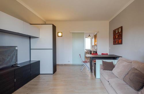 Crescenzago Apartment | Palmanova 215