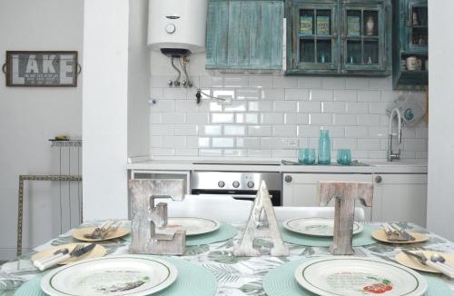 Castro Apartment | Paradise Lake
