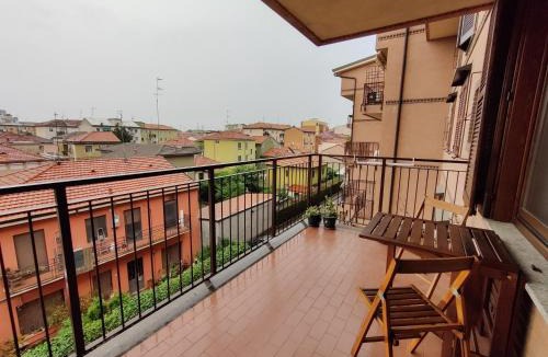 Corsico Apartment | Parcheggio Privato - Appartamento a Milano