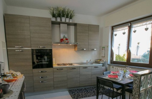 Vergiate Hostel | Pasquee House 2 Detached house in central area