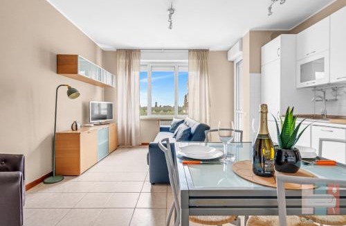 Quarto Oggiaro Apartment | PE19 - Bright & Modern Apartment with Park View -